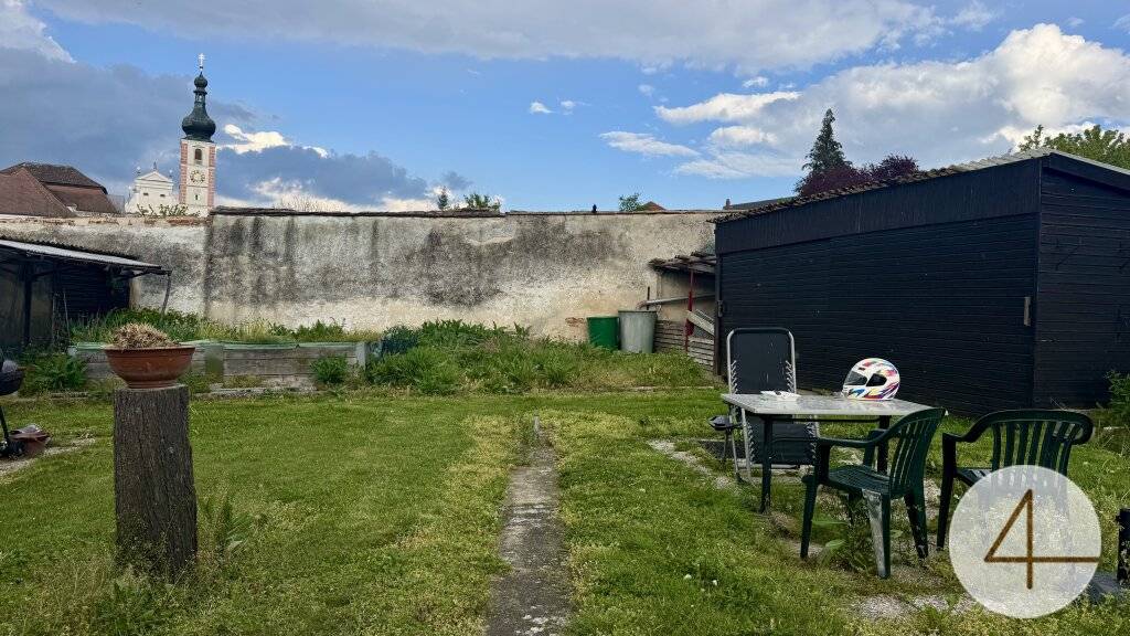 Zweifamilienhaus mit großem Garten - Visning 3