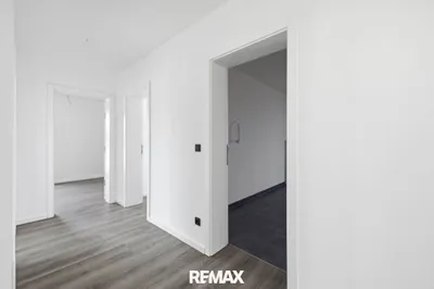 8-Zimmer-Haus kaufen in Hollabrunn – 326 m², € 798.000 – Bild 4 von 20