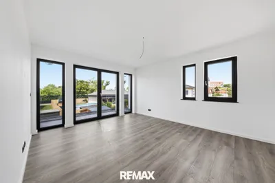 8-Zimmer-Haus kaufen in Hollabrunn – 326 m², € 798.000 – Bild 8 von 20