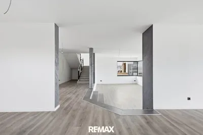 8-Zimmer-Haus kaufen in Hollabrunn – 326 m², € 798.000 – Bild 3 von 20