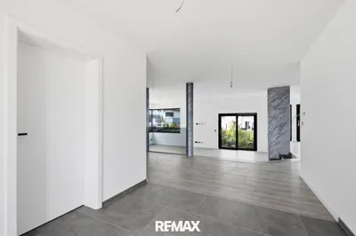 8-Zimmer-Haus kaufen in Hollabrunn – 326 m², € 798.000 – Bild 18 von 20
