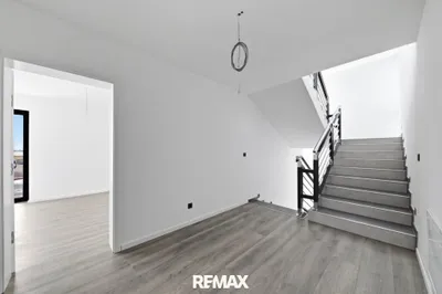 8-Zimmer-Haus kaufen in Hollabrunn – 326 m², € 798.000 – Bild 12 von 20
