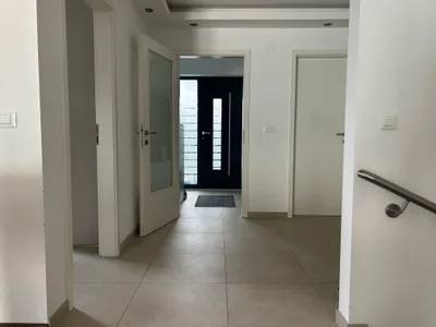 6-Zimmer-Haus mieten in Mödling – 147 m², € 2.489 – Bild 24 von 30