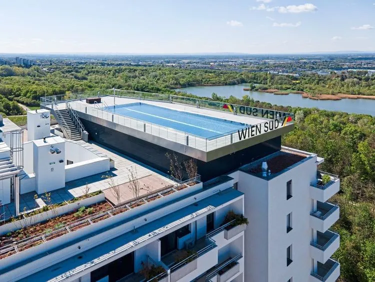 HOCHwertige 3-Zimmer-Neubauwohnung mit Balkon, Klimaanlage, Dachpool, Sauna & Fitnessraum, unverbauter Parkblick direkt beim Wienerberg, Biotope City - PROVISIONSFREI – pohled 3