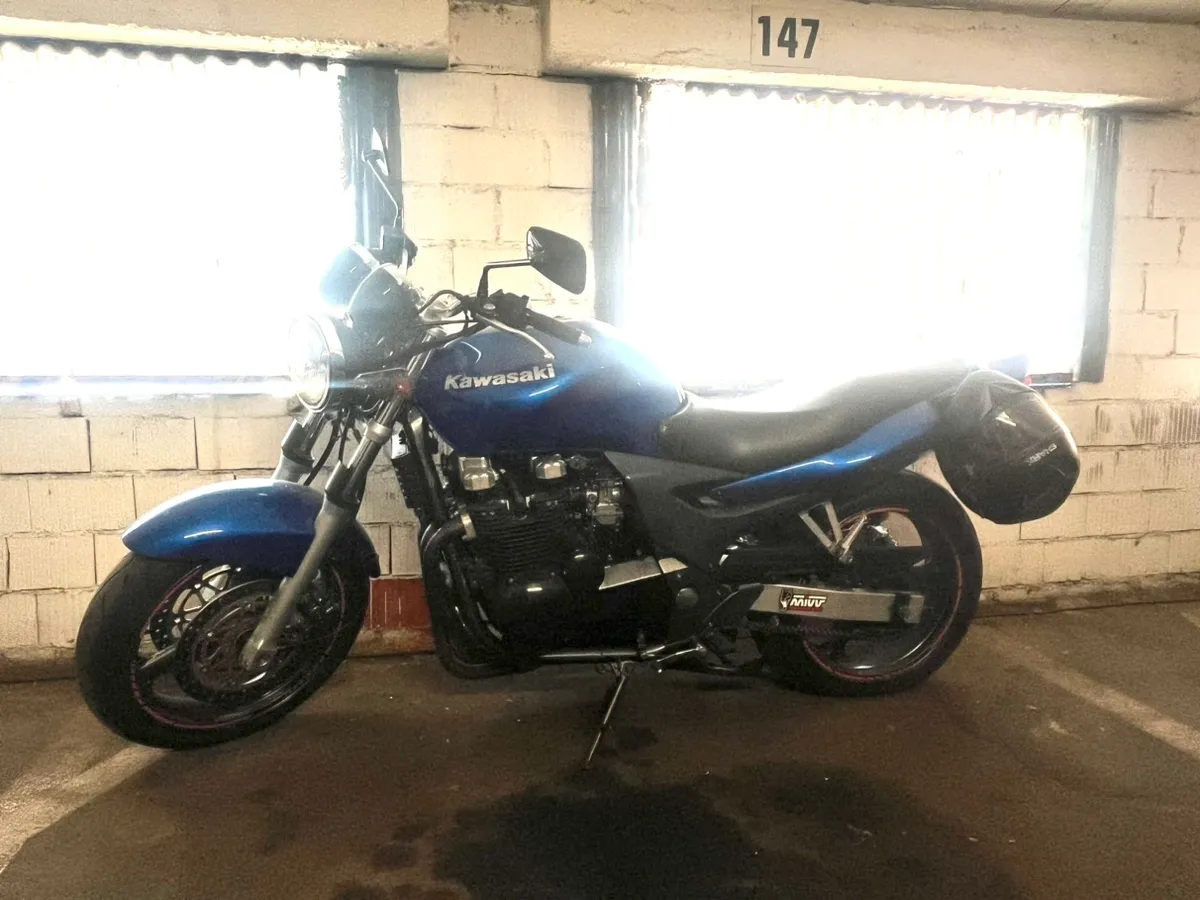 Kawasaki ZR