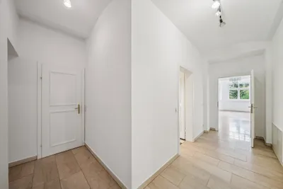 4-Zimmer-Wohnung mieten in Wien – 135 m², € 3.510 – Bild 2 von 12