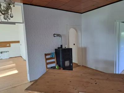 6-Zimmer-Wohnung mieten in Linz Land – 110 m², € 1.500 – Bild 5 von 8
