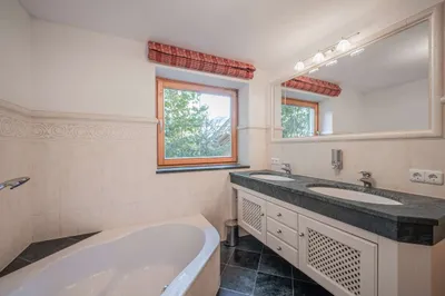 4-Zimmer-Wohnung kaufen in Kitzbühel – 223 m², € 2.490.000 – Bild 4 von 9