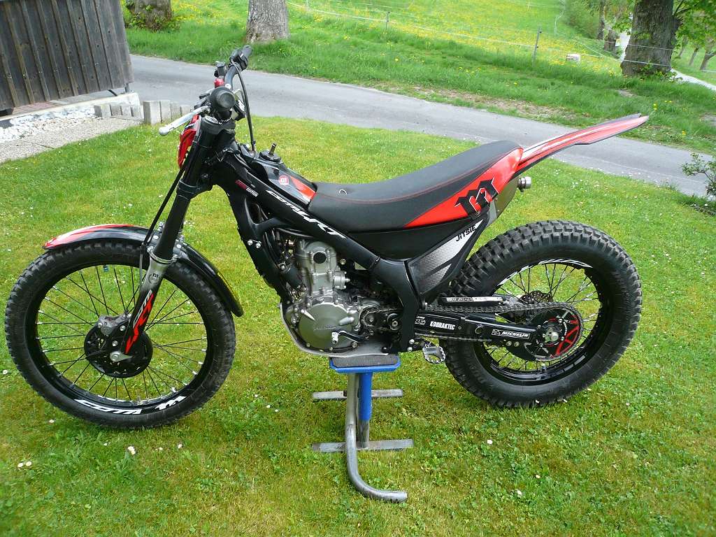 Honda Cota 4 RT 260 Trial