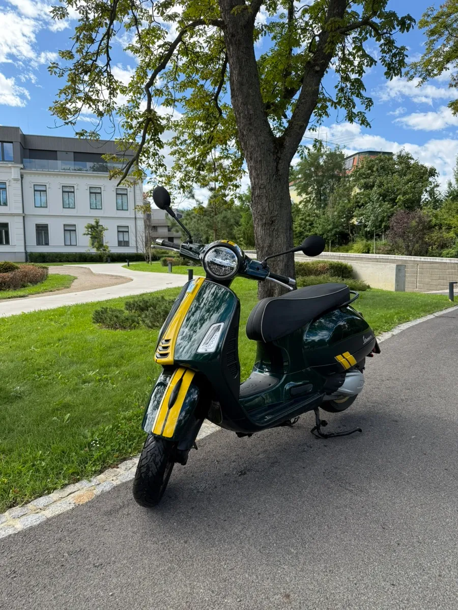 Vespa GTS