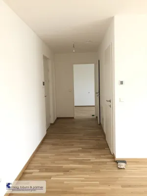 2 Zimmer - modern möbliert mit Balkon , Warmwasser und Heizung inkludiert. – Bild 3
