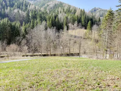 Grundstück kaufen in Neunkirchen – 728 m², € 89.000 – Bild 3 von 9