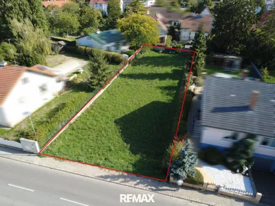 Grundstück kaufen in Tulln – 823 m², € 395.000