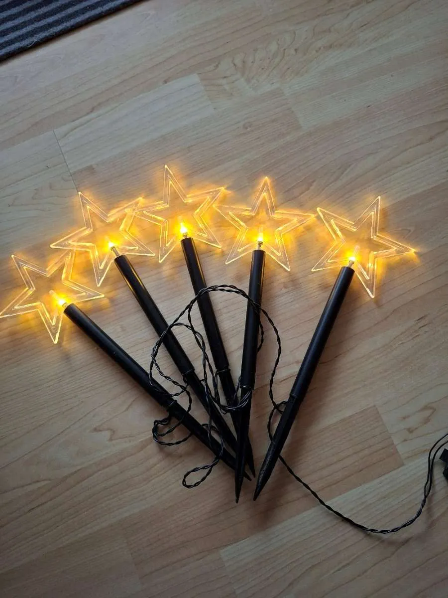LED-Gartenstecker Stern, € 6,- (2170 Ketzelsdorf)