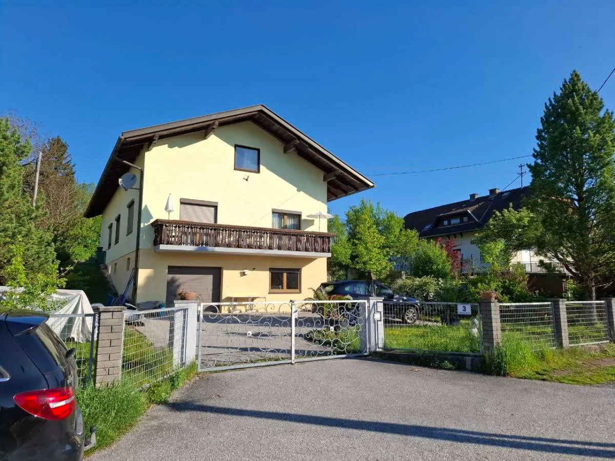 Frisch saniert! Single-Wohnung mit Balkon in St. Jakob i. R. - Ansicht 3