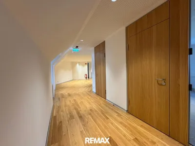 Gewerbeimmobilie mieten in Eisenstadt – 298 m², € 4.405 – Bild 9 von 12