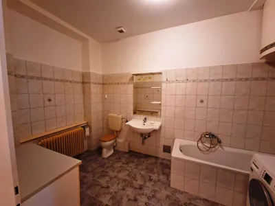 3-Zimmer-Wohnung mieten in Neunkirchen – 65 m², € 665 – Bild 6 von 7