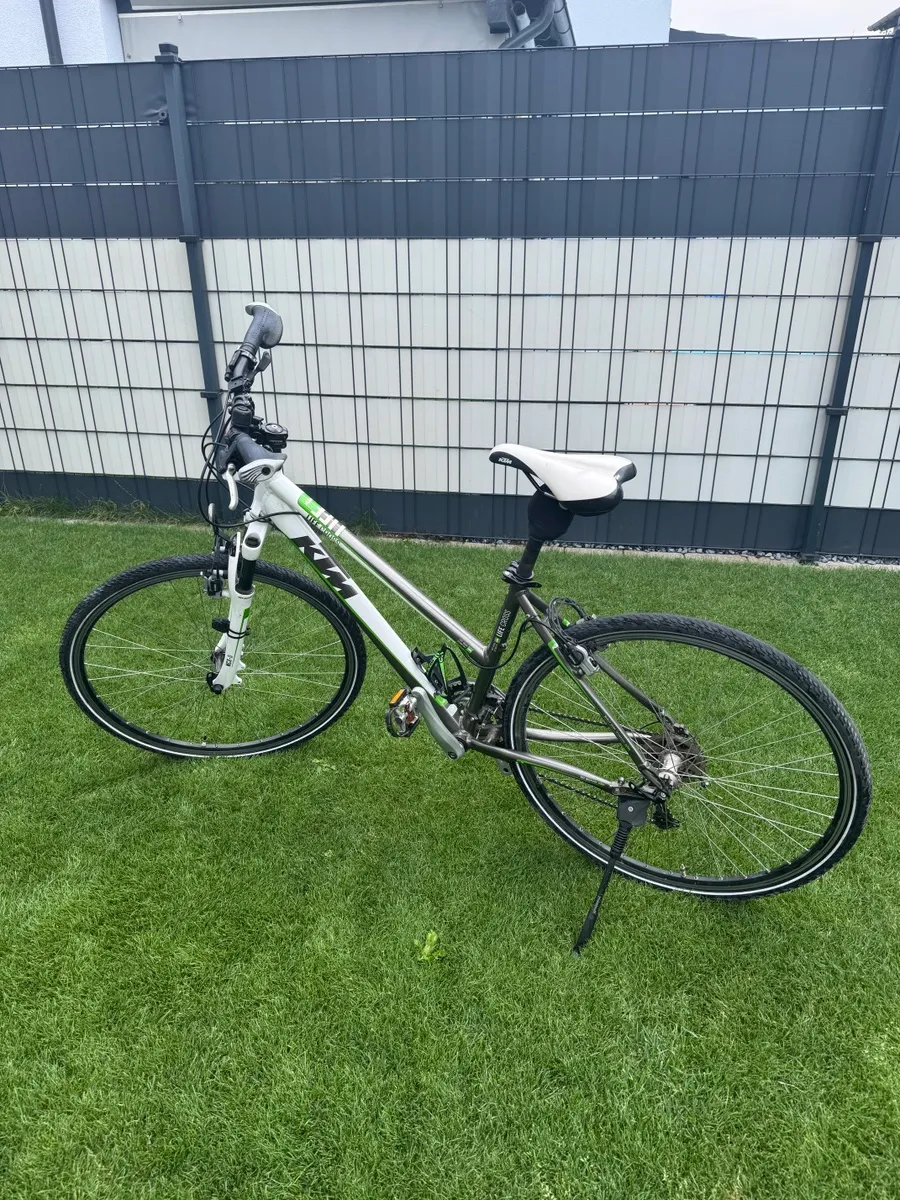 basta fahrradschloss ersatzschlüssel ABUS V65 Fahrradschlüssel - Schließung V65 001 bis V65 331 - Nachschlüssel - Zusatzschlüssel - für ABUS bzw. Buffo Fahrradschlösser - Original ABUS Schlüssel Trucker- Organizer Tasche Anschluss Category:Fahrradbekleidung_384g Größe Innenrohr Lenker:Alle