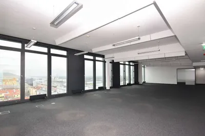 Gewerbeimmobilie mieten in Wien – 194 m², € 9 – Bild 7 von 7