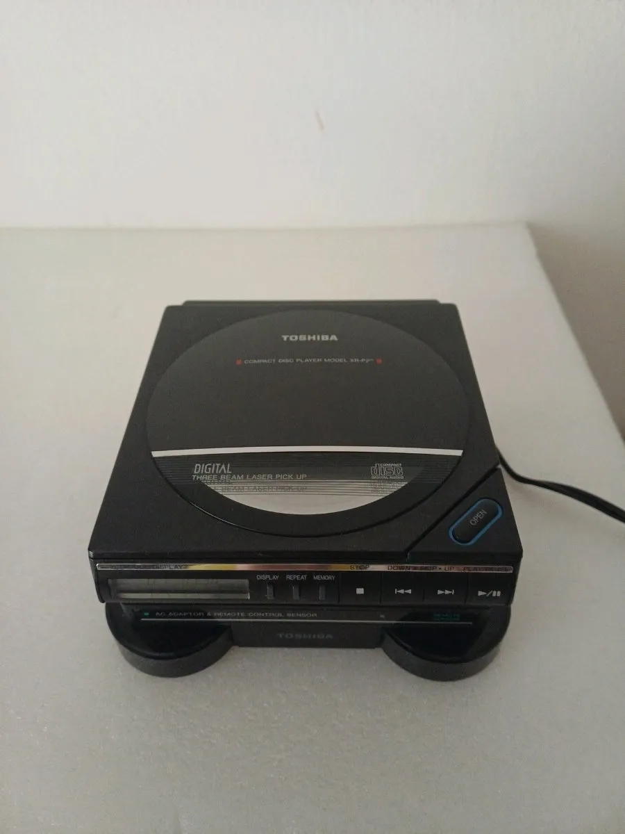 希少品 ポータブルCDプレーヤー Walky CD XR-P20 TOSHIBA Used Toshiba XR-P20 CD players for Sale | HifiShark.com
