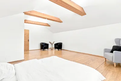 5-Zimmer-Wohnung kaufen in Vöcklabruck – 148 m², € 288.000 – Bild 12 von 16