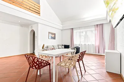 5-Zimmer-Wohnung kaufen in Vöcklabruck – 148 m², € 288.000 – Bild 2 von 16