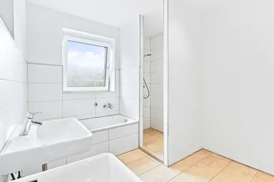 5-Zimmer-Wohnung kaufen in Vöcklabruck – 148 m², € 288.000 – Bild 7 von 16