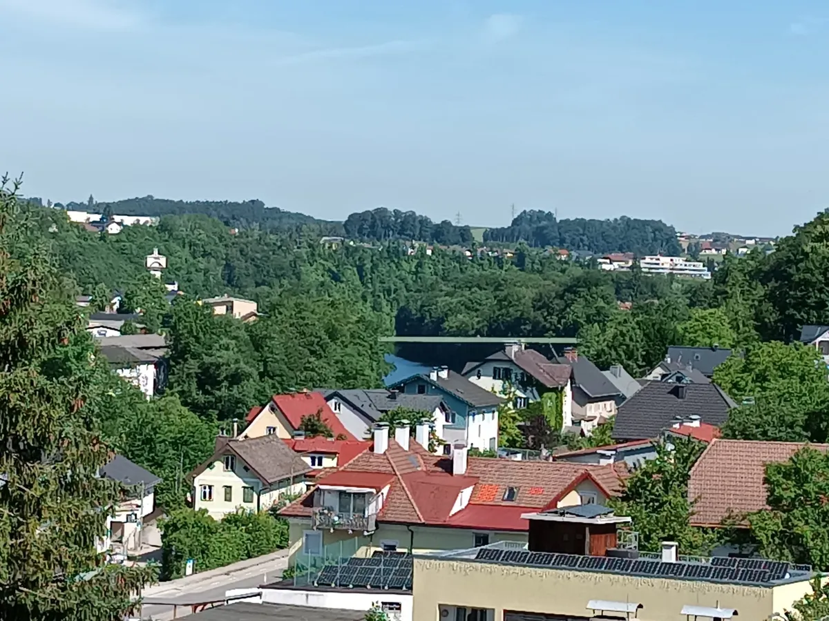 AUSSICHT - LEBENSQUALITÄT - LIFT - ZWEITWOHNSITZMÖGLICHKEIT - Ansicht 2