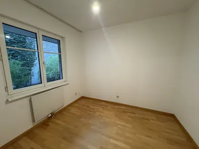3-Zimmer-Gewerbeimmobilie mieten in Wien – 83,32 m², € 1.364 – Bild 2 von 7