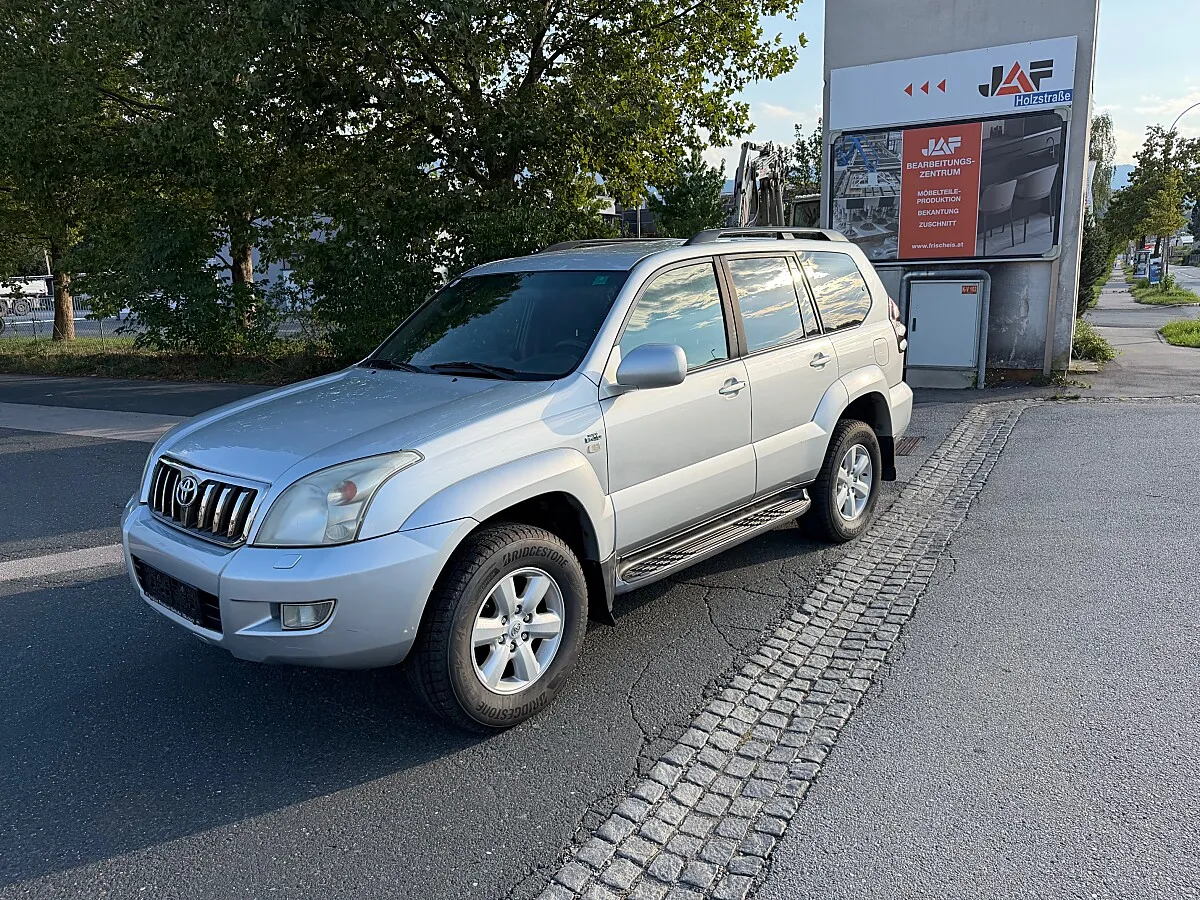 Toyota Land Cruiser