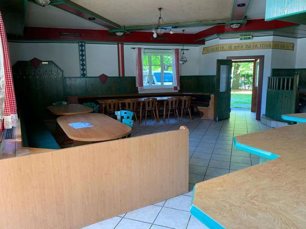 Gasthaus/ Wirtshaus im Ortskern zu vermieten/ verpachten! - Ansicht 2