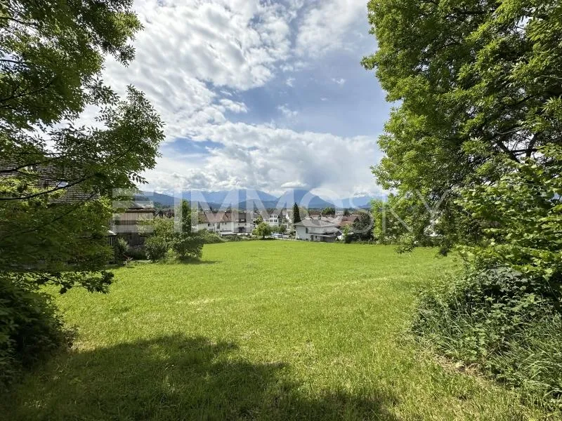 Zemljište, 610 m²