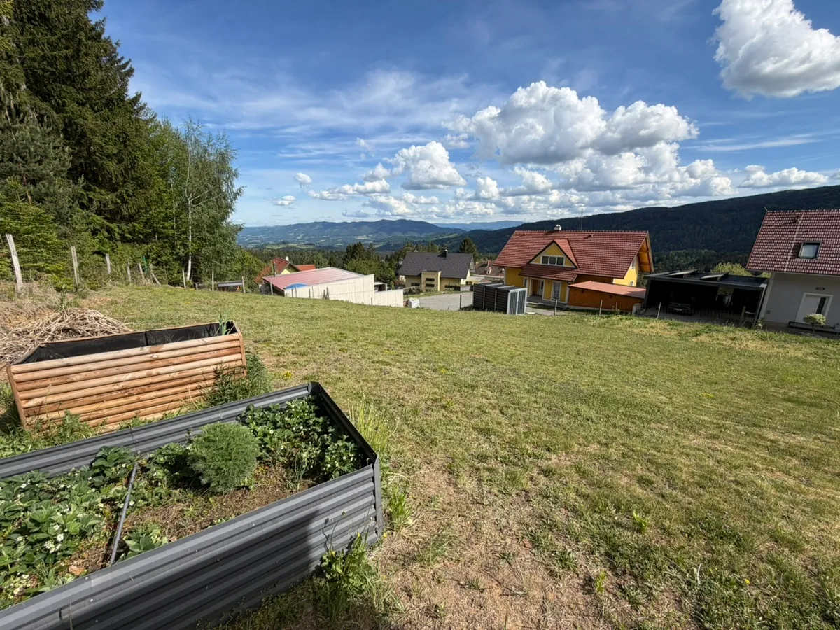 Sonniges Baugrundstück in herrlicher Lage - Ansicht 2