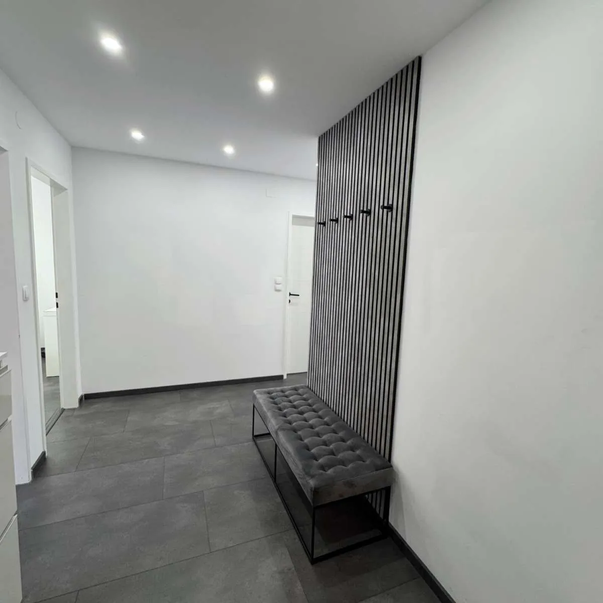 Neuer Preis! Neuwertige 3-Zimmer-Wohnung mit Loggia in Schwaz - Ihr neues Zuhause! – pohled 2