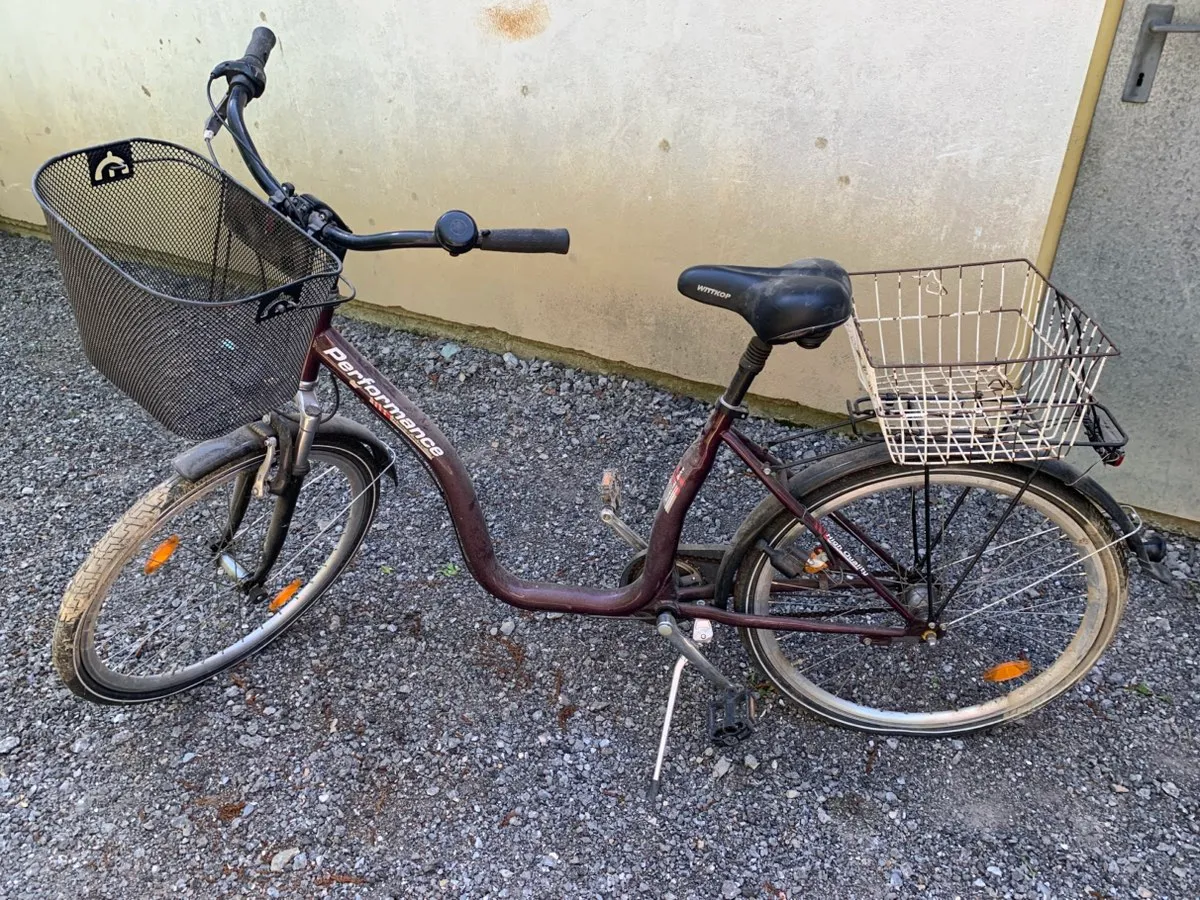 ergonomische fahrradlenker und griffe Mesee mountainbike, Fahrrad Lenkergriffe, MTB Griffe Ergonomisch, Fahrradgriffe aus Rutschfester Gummi, Hörnchen für Radfahren Fahrrad/Trekkingrad/MTB/Faltrad ca. 23mm Sport & Freizeit Damenrad EX-3 28 Zoll 座垫 Model:2024+ Model 3 Highland