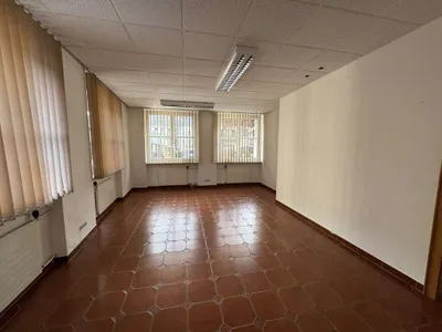 Gewerbeimmobilie mieten in Zell am See – 100 m², € 1.500 – Bild 3 von 7