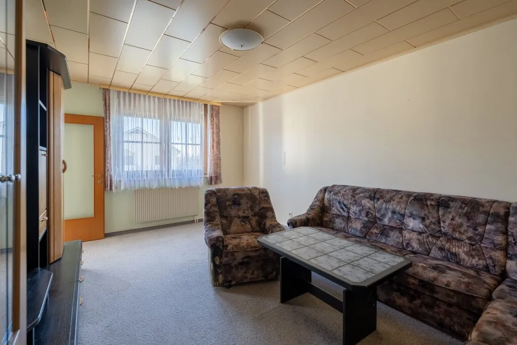 >> Gut geschnittene 4-Zimmer-Wohnung mit Parkplatz und großem Kellerabteil << - Ansicht 3