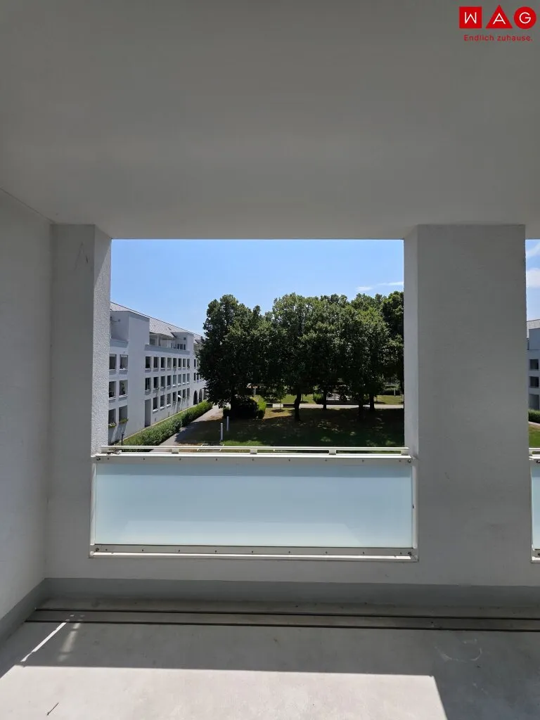 Wohnen mit viel Freiraum: 3 Zimmer, große Loggia -12,5 m² mit Lift in Linz/Bindermichl! AB SOFORT VEFÜGBAR! – pohled 3