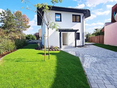 5-Zimmer-Haus mieten in Bruck an der Leitha – 135 m², € 2.970 – Bild 1 von 66