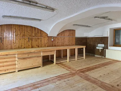 2-Zimmer-Gewerbeimmobilie mieten in Braunau am Inn – 60 m², € 495 – Bild 3 von 4