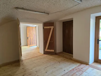 2-Zimmer-Gewerbeimmobilie mieten in Braunau am Inn – 60 m², € 495 – Bild 2 von 4