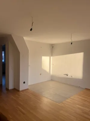 Klimatisierte Balkonwohnung | 3 Zimmer | Lift | Erstbezug – Bild 3