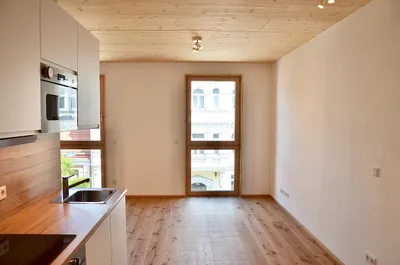 Klimatisiertes Holzapartment, Fußbodenheizung/ Kühlung, Echtholzboden/ Decke, nahe U4&Tram 49, Provisionsfrei – Bild 2