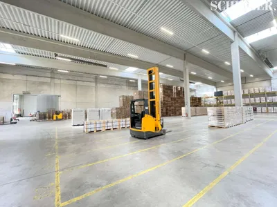 Gewerbeimmobilie mieten in Graz-Umgebung – 1 700 m² – Bild 2 von 2