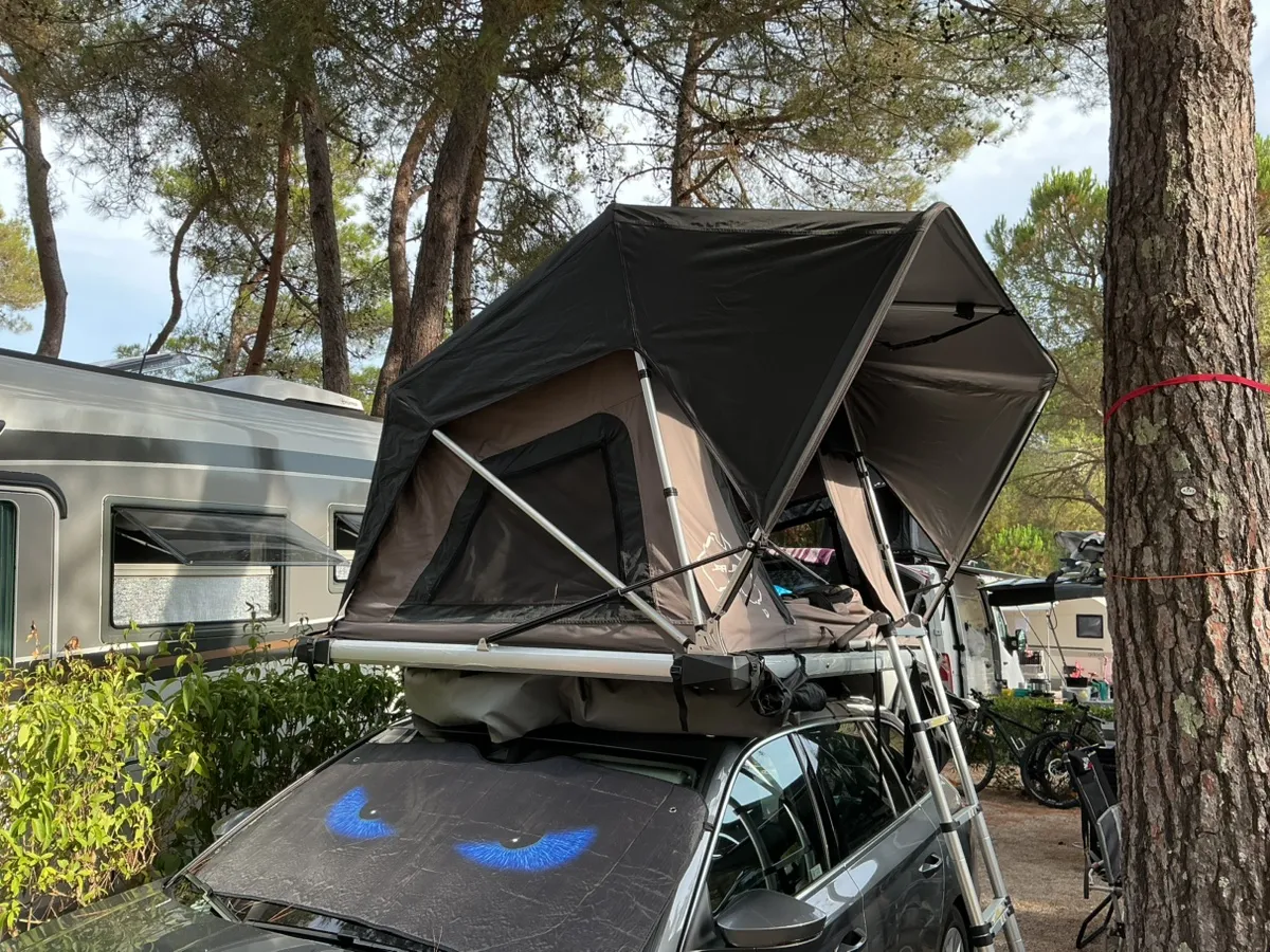 best camping tents JOMRTS Outdoor Tent Thickened Room Tent Sunscreen and Rainproof Large Luxury Camping Tent Big Tent for Outdoor,Family Cabin Tents,Family Tent for Cam : Sports & Outdoors Colour:Black Strap VLT 19% REVO Red Lens 179 Rennrad-Touren rund um den