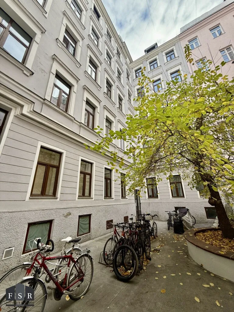 GENERALSANIERTE ALTBAUWOHNUNG (ca.95m²) mit BALKON (ca. 4m²) - 3 Zimmer - Ansicht 2