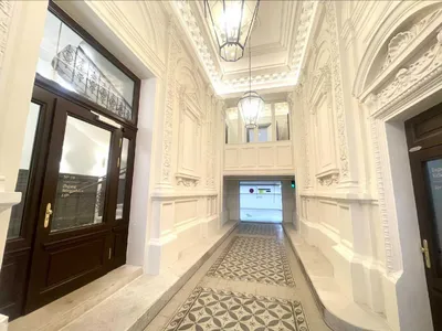 13-Zimmer-Gewerbeimmobilie mieten in Wien – 392 m², € 12.076