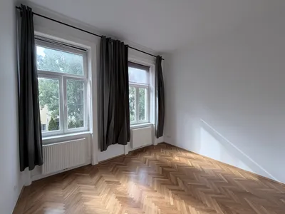 Sehr helle 4 Zimmer Altbauwohnung zur Vermietung! – Bild 3