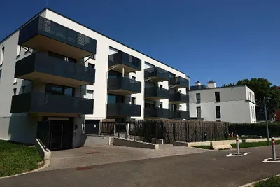2 Zimmer Wohnung Lorystraße 103; langfristige Vermietung angestrebt.