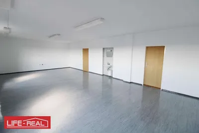 2-Zimmer-Gewerbeimmobilie mieten in Linz Land – 68 m², € 560 – Bild 1 von 5